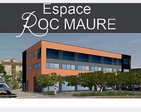 Pose de carrelage dans un complexe sportif et professionnel au Luc , Saint-Raphaël, BMB Constructions